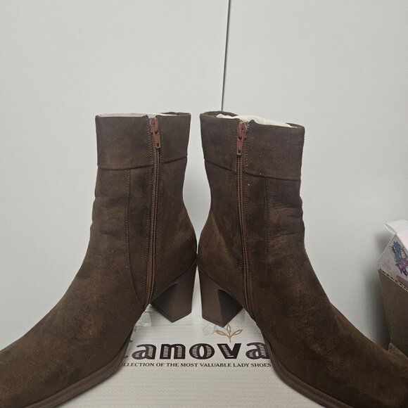Brown Suede Heeled Square Toe Ankle Boots 7.5 - Picture 4 of 7